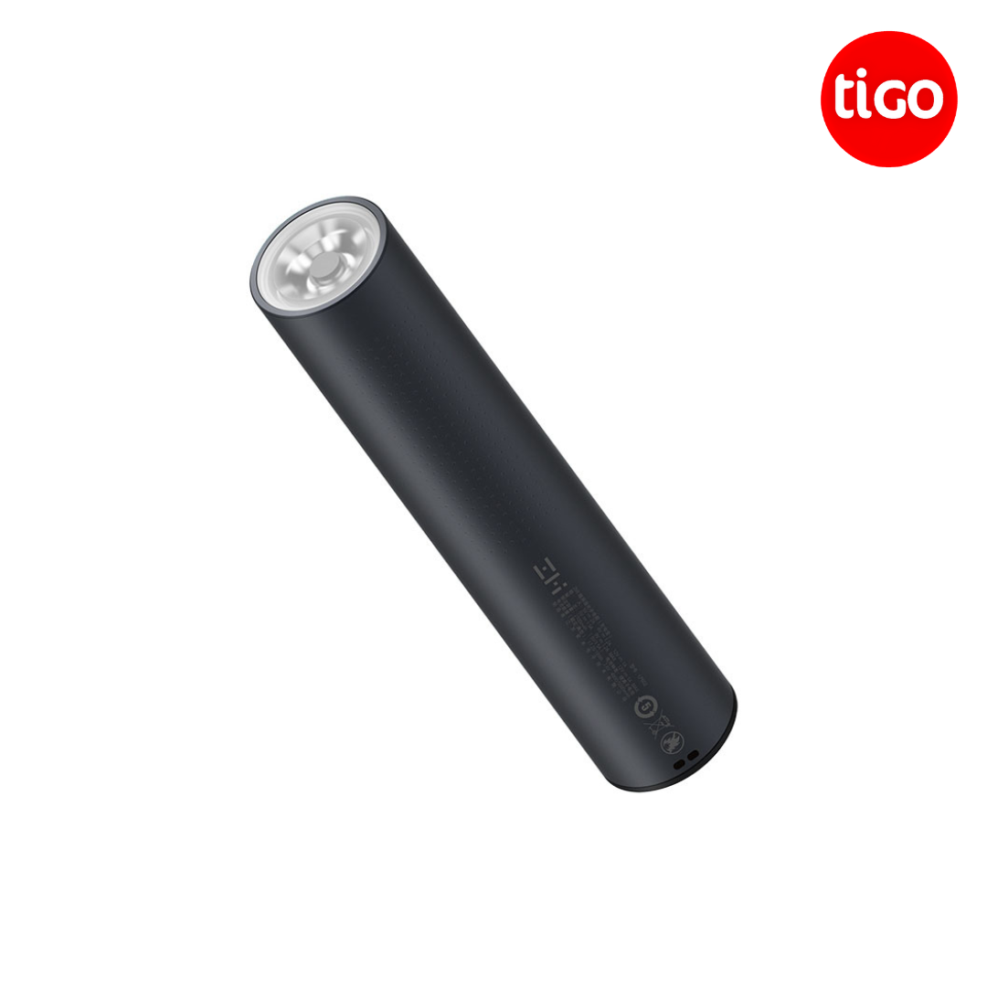 ZMI Portable ultra-bright flashlight(power bank)